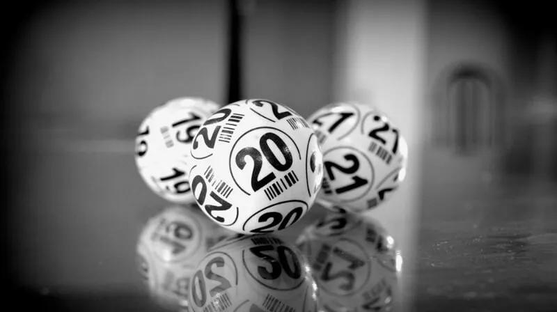 Đánh đề dựa vào đầu đuôi câm